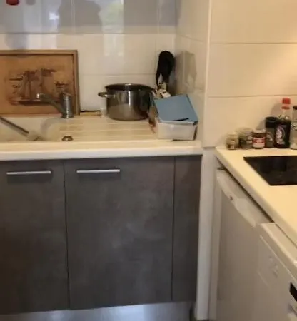 Апартаменты Joli De Standing Meuble Avec Balcon Plein Centre Ville *