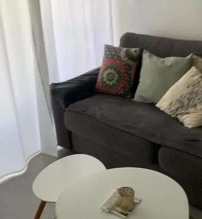 Апартаменты Joli De Standing Meuble Avec Balcon Plein Centre Ville *