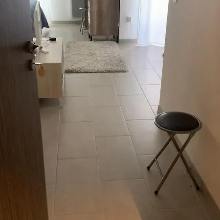 Joli De Standing Meuble Avec Balcon Plein Centre Ville Apartment